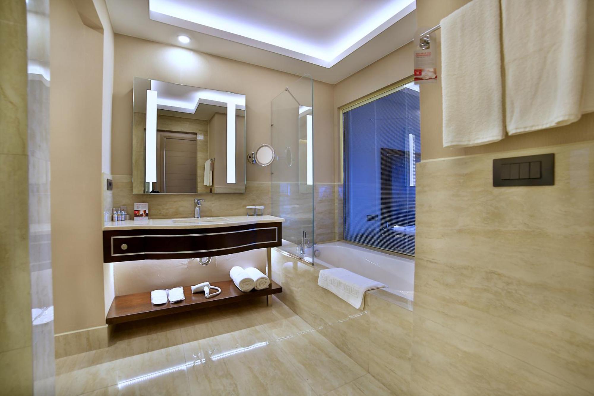 Ramada By Wyndham Iskenderun İskenderun Exterior foto